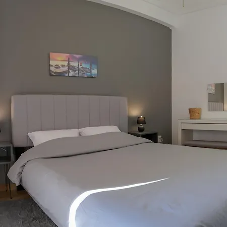 Apartment Alluring 2br In Thiseio